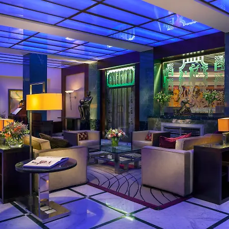 Almanac X Alcron Prága