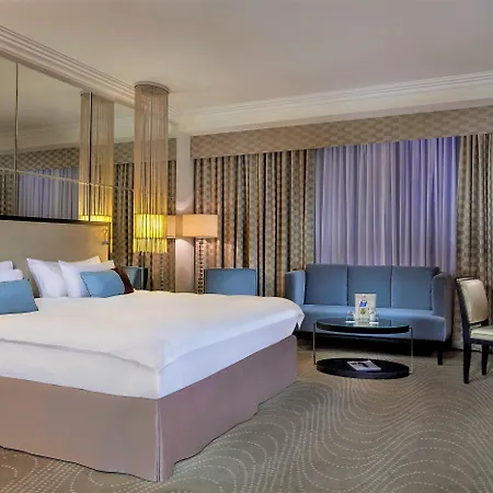 Hotel Almanac X Alcron 5*