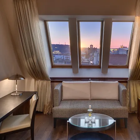 Almanac X Alcron Hotell Prag