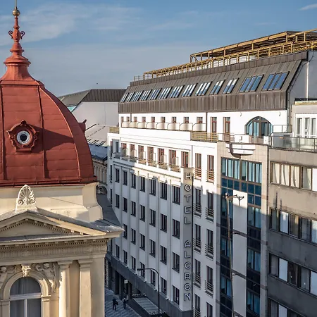 Almanac X Alcron 5* Prague