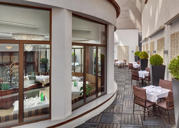 Hotel Almanac X Alcron 5*