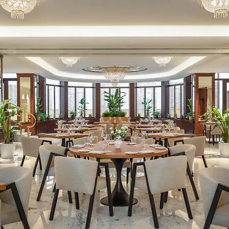 Almanac X Alcron Hotel 5*