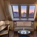 Almanac X Alcron Hotel Prag