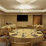 Almanac X Alcron Hotel